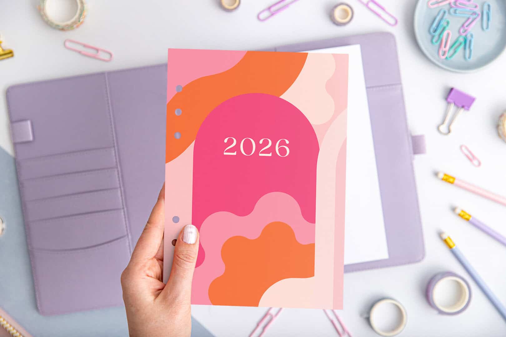 Titelseite Pink Aurora 2026 (2)