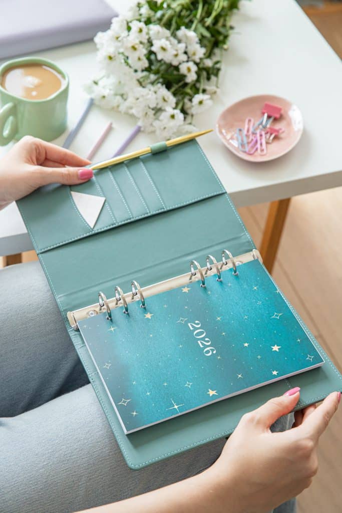 Titelseite Under the stars 2026 fuer deinen Organizer