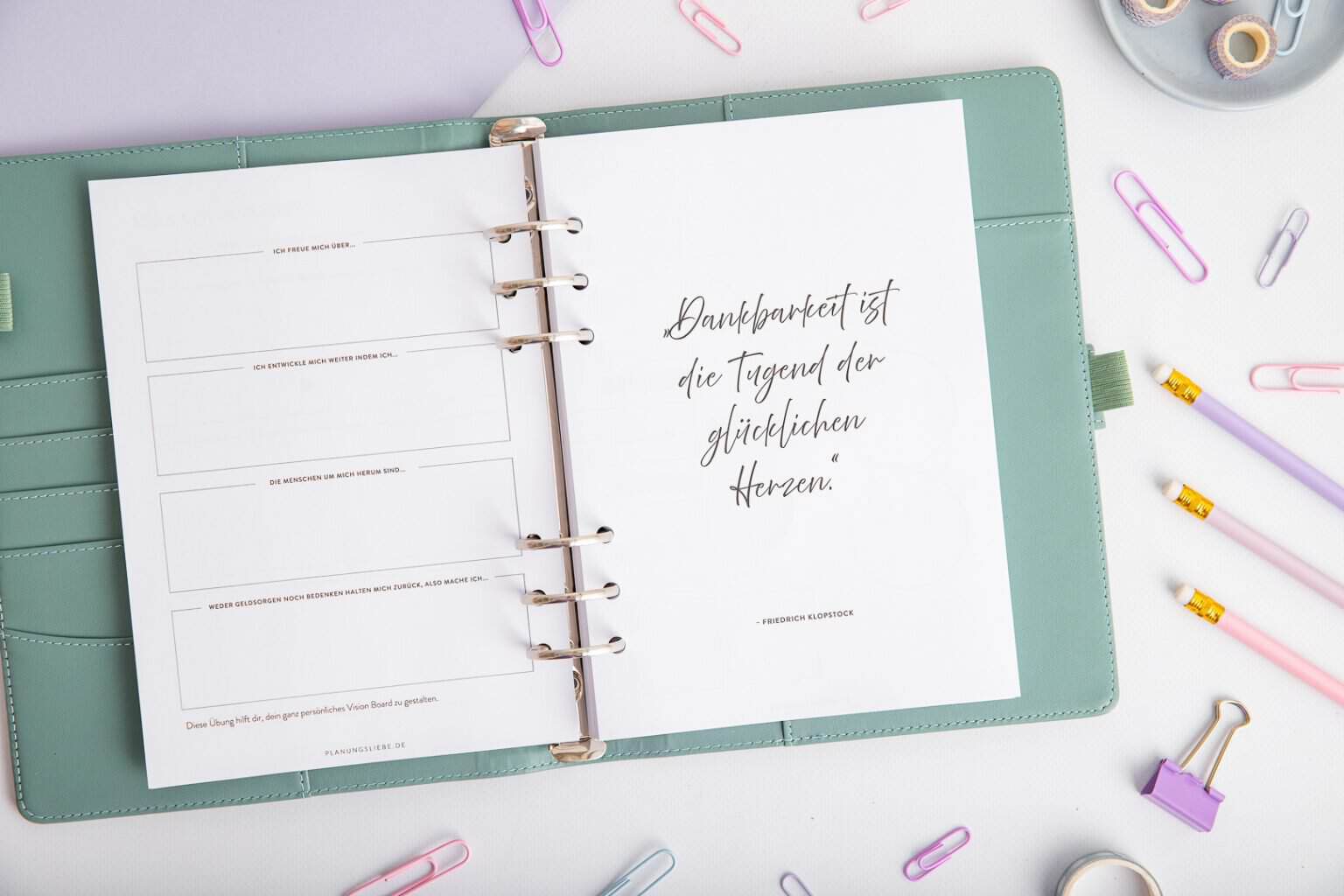 Dankbarkeits Journal mit Reflexionsseiten und Zitat