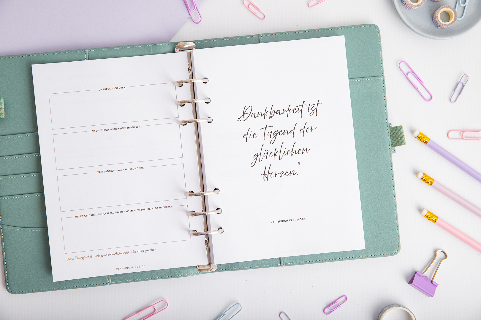 Dankbarkeits Journal mit Reflexionsseiten und Zitat