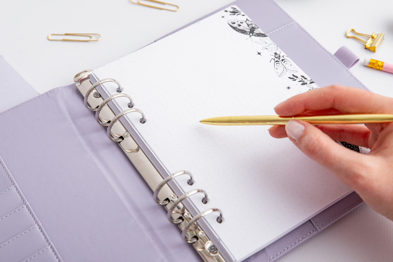 Gepunktete Ringbucheinlagen mit Motiv Magische Nacht