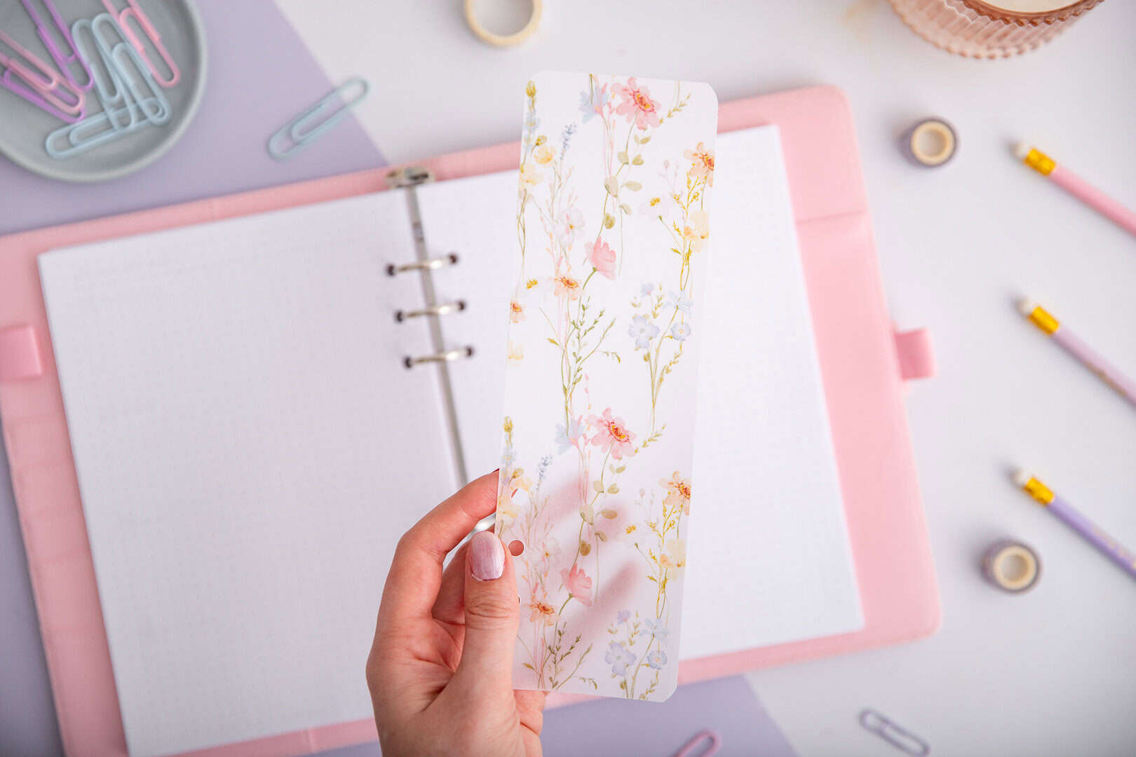 Lesezeichen für Ringbuchplaner | Aquarellwiese | Transparentpapier