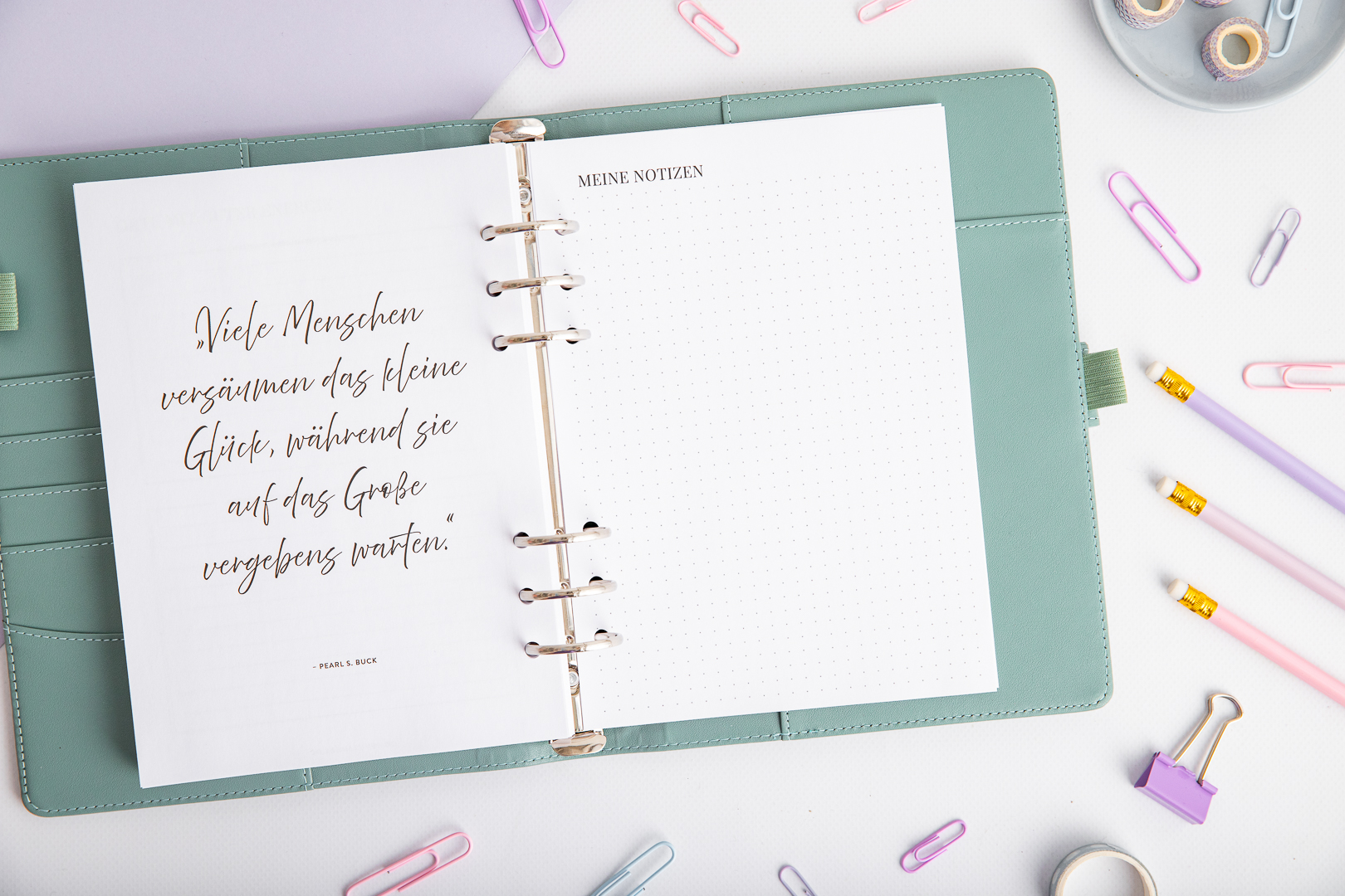 Punktierte Notizseite im Dankbarkeits Journal