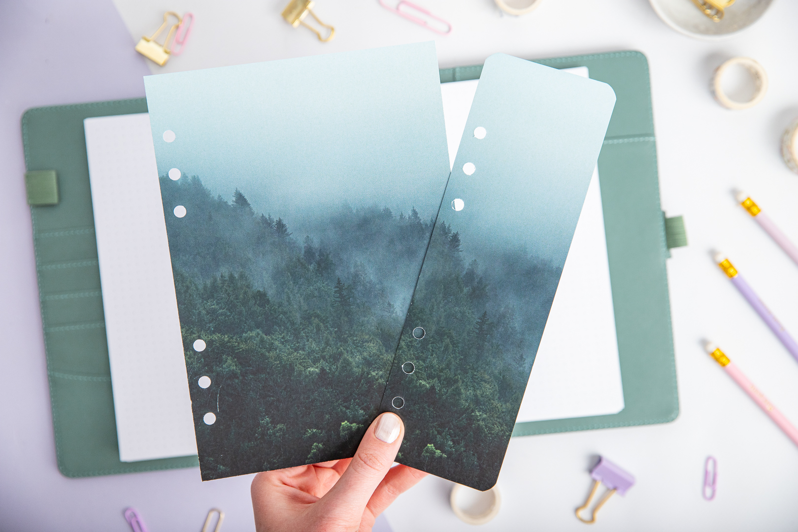 Set für deinen Ringbuchplaner | Titelseite & Lesezeichen – Forest Echo